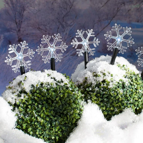 Reťaz MH Frozen SnowFlake 5x LED studená biela snehové vločky 3xAA exteriér 140 m